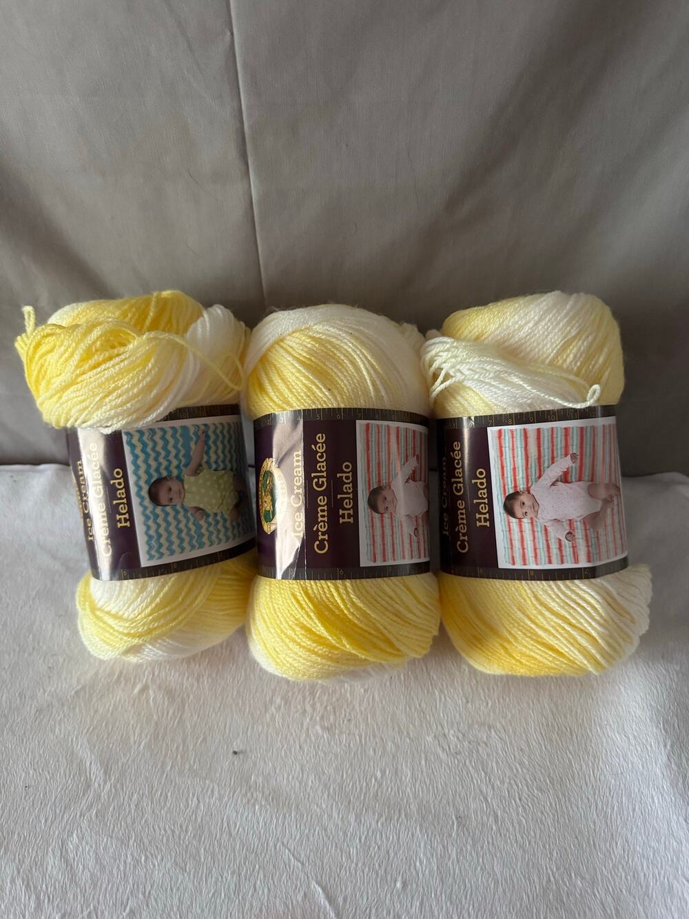 Lion Brand Ice Cream Yarn Lemon Meringue Lot# 0718, 3 Skeins New